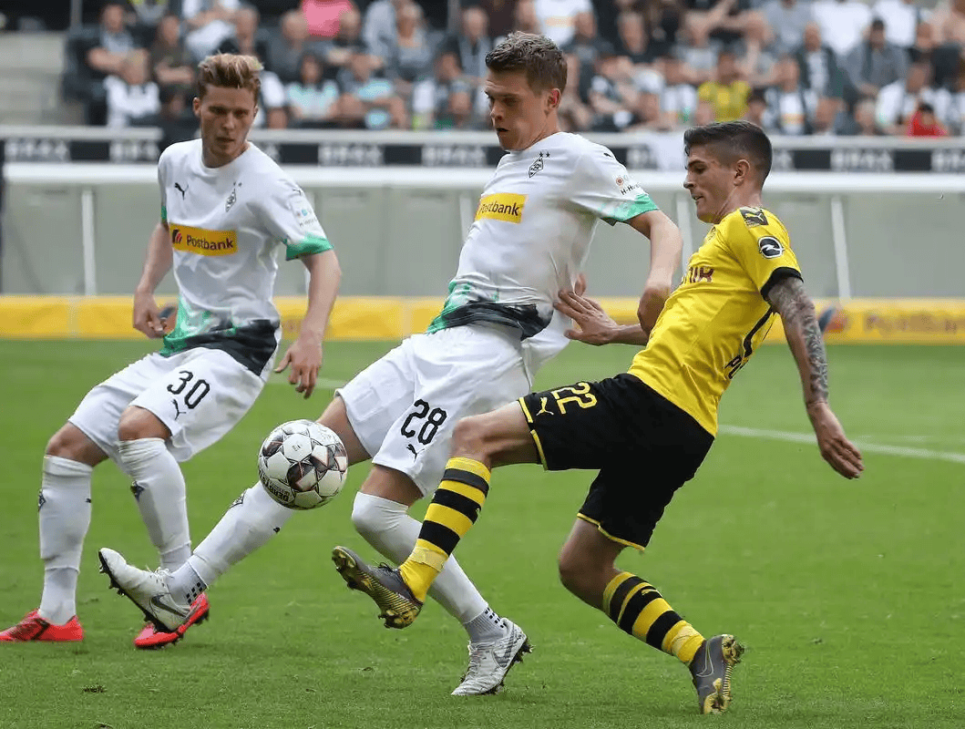 德甲赛程吃紧，斯图加特今夜临场应变，话题不断，球队文化再被提及(勒沃库森斯图加特新闻最新消息)-kaiyun