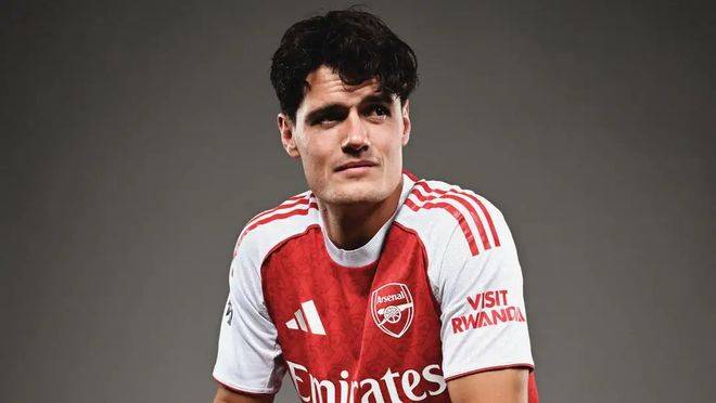 意甲清晨再迎强敌；阿贾克斯官宣签约；主帅态度——态度坚定；年轻球员得到机会的简单介绍-kaiyun